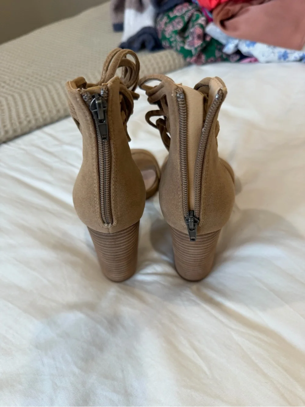Strappy Ankle-Tie Block Heel Sandals in Tan